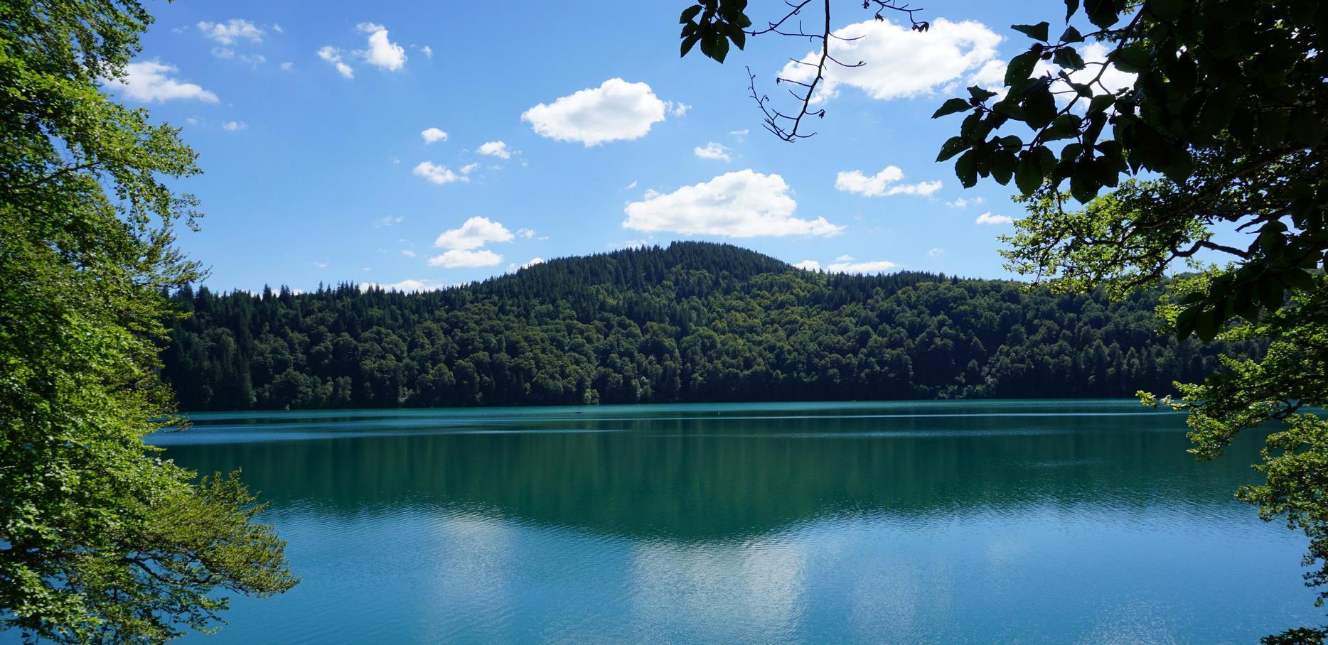 Le Lac Pavin - Lac d'origine volcanique