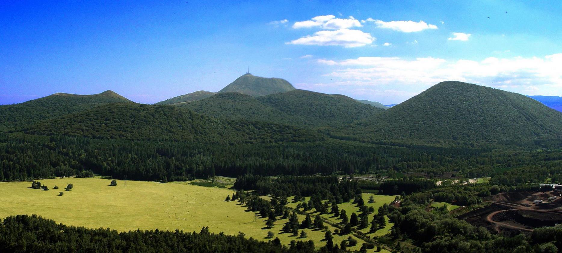 Vue panoramique du Puy de Dome