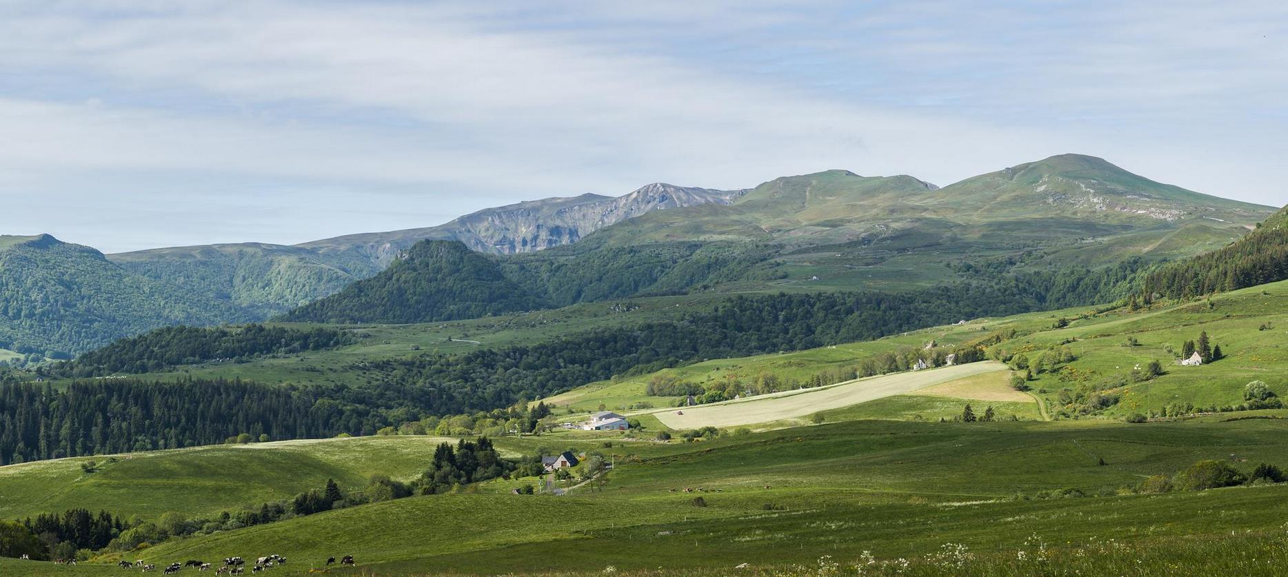 Le Massif du Sancy, les sommets du massif vue du Col de la Croix Morand