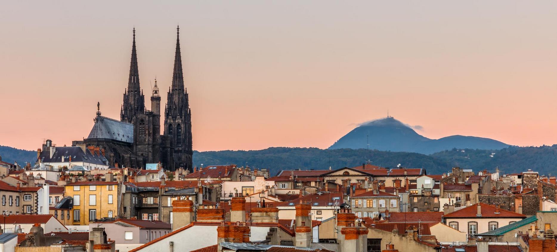 La Cathedrale de Clermont Ferrand