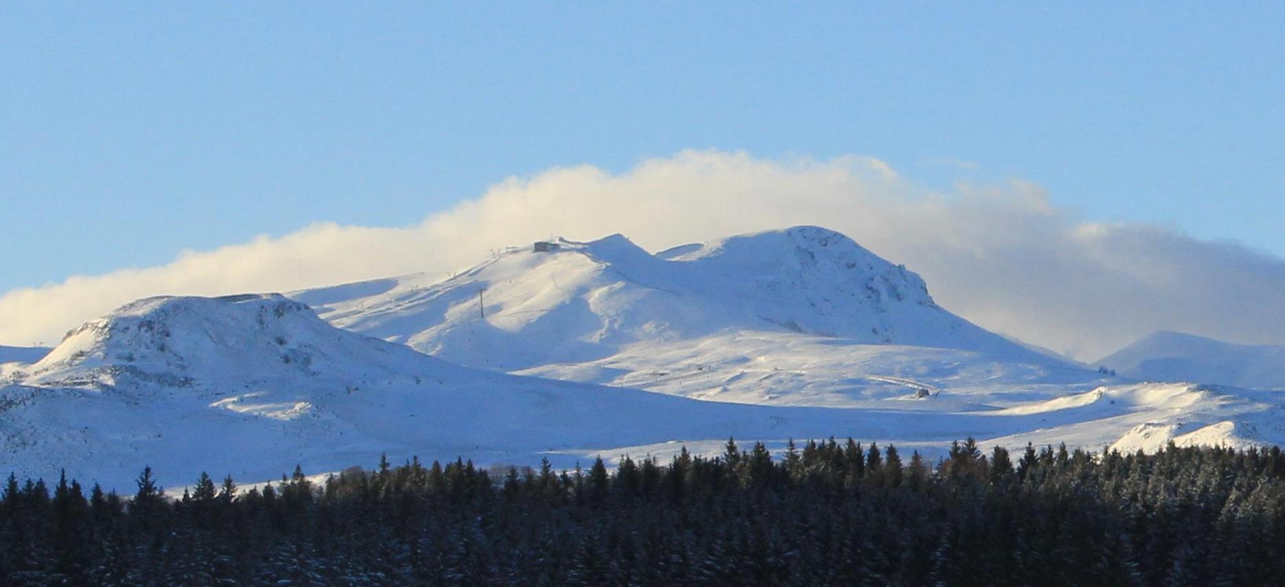 Du Lac de Guery, vue sur le Massif adventif