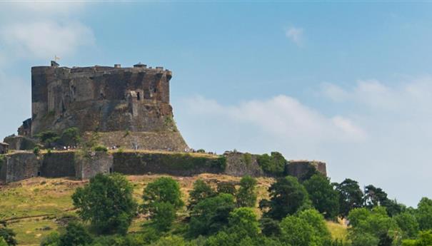 Chateau de Murol à Murol dans le Puy de Dôme