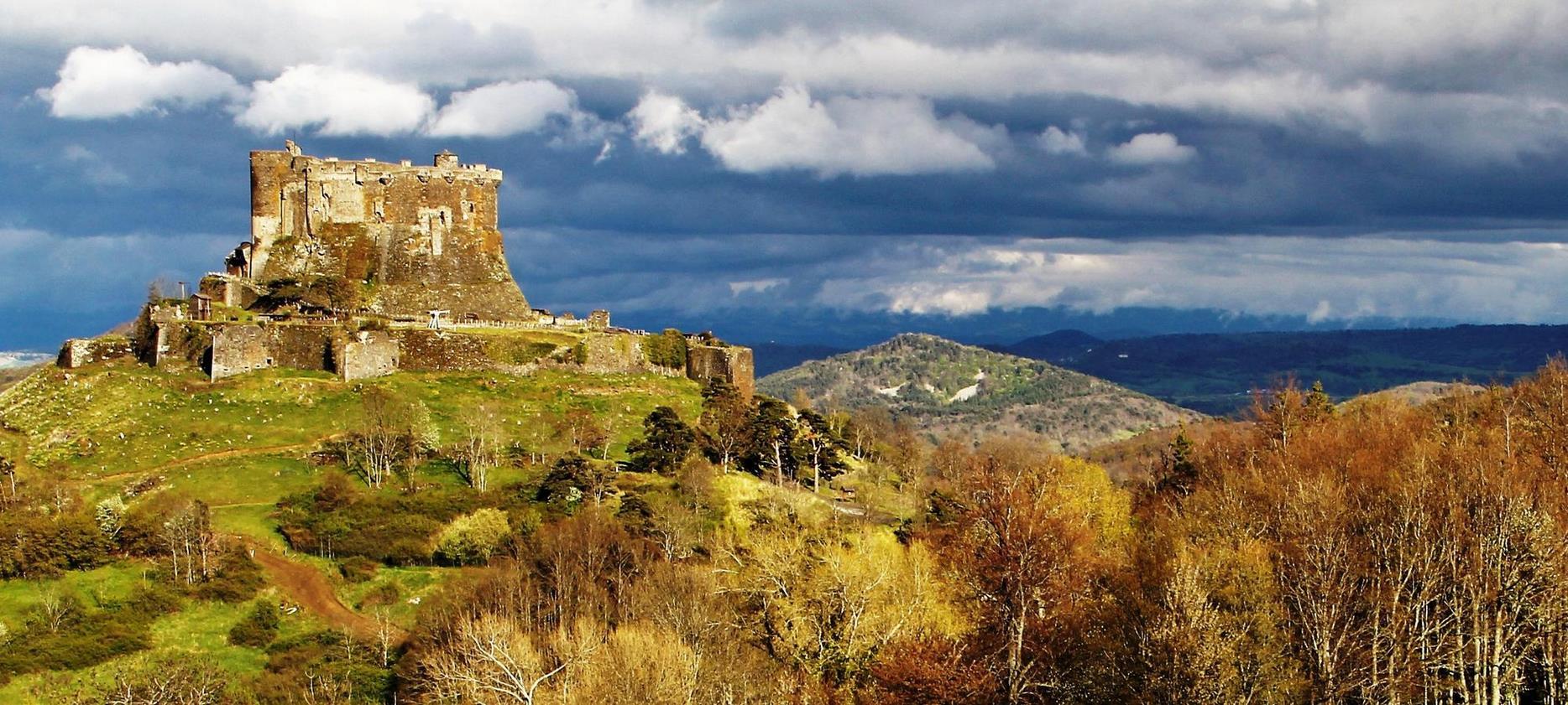 Chateau Fort de Murol - Auvergne - Puy de Dôme