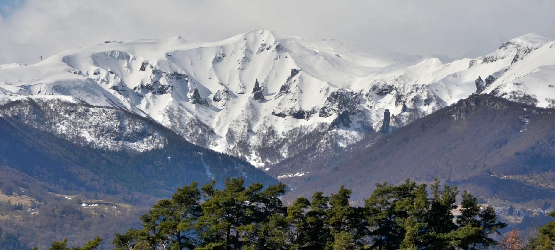 Super Besse - Neige en hiver en Auvergne