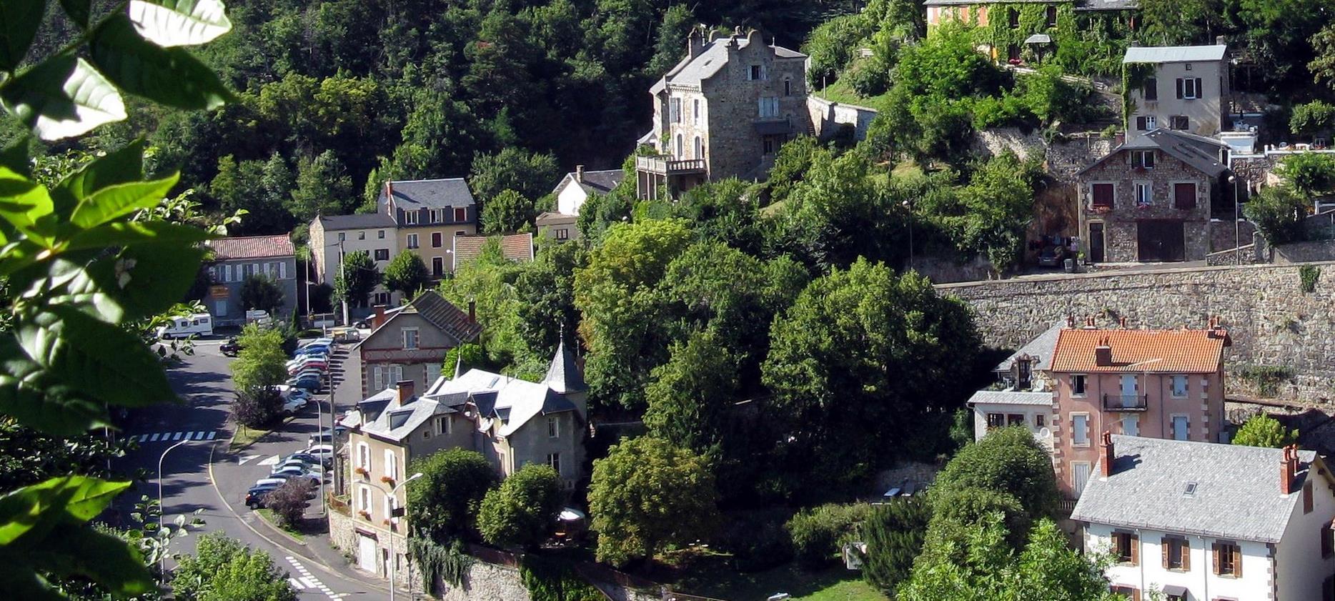 Saint Nectaire, le bas du Village