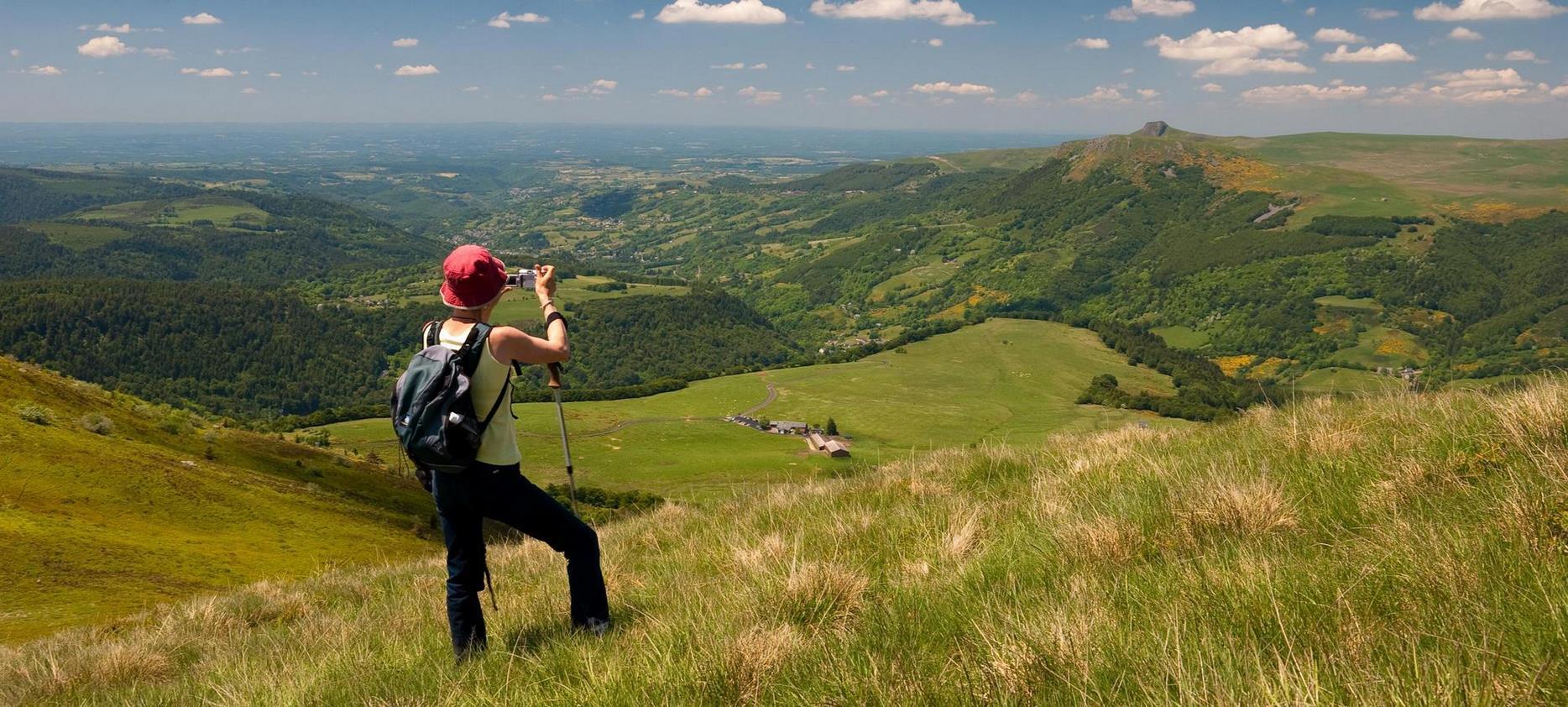 Super Besse - Randonnee en ete dans le Massif du Sancy