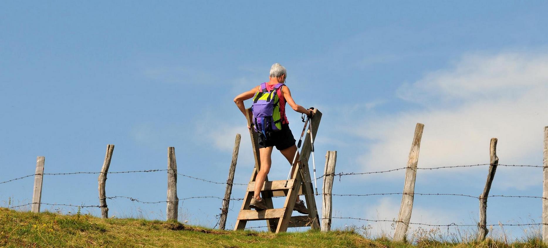 Super Besse - Passage pour lers randonneur dans le Sancy