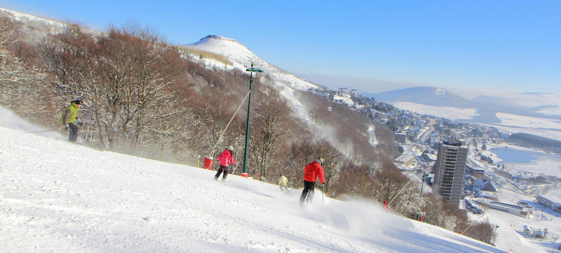 Super Besse - descente des pistes en famille a Super Besse