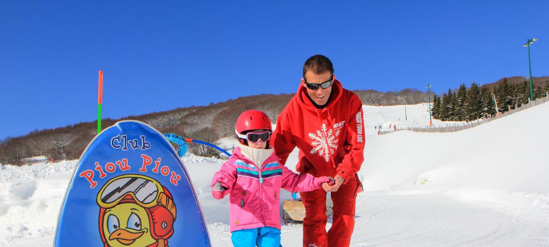 Super Besse - espace Piou Piou, initiation au ski pour les petits enfants