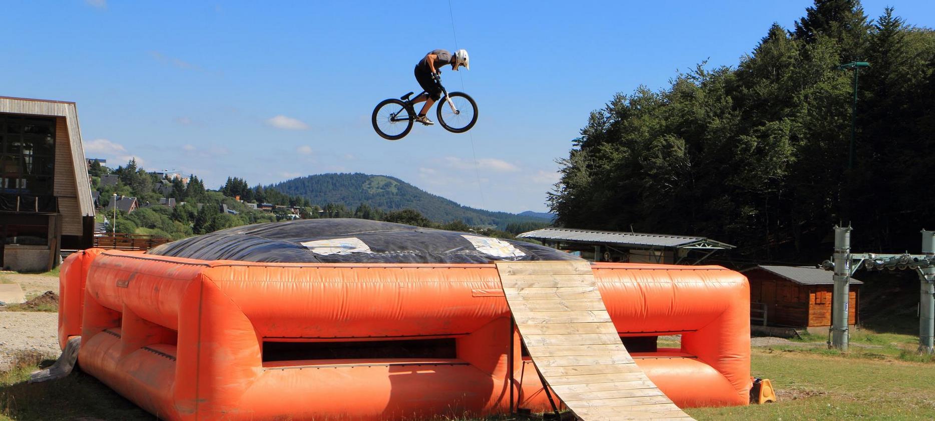 Super Besse, saut en Vtt