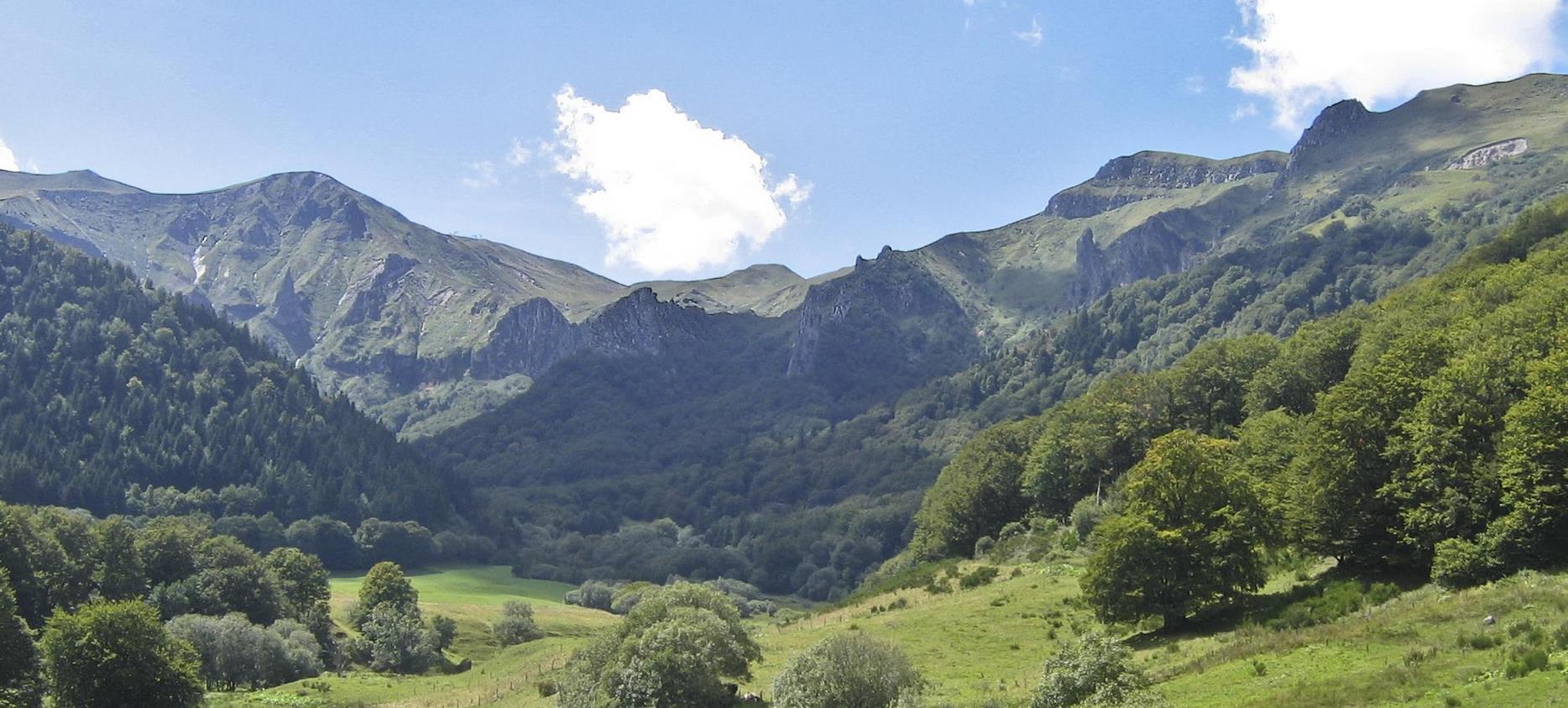 Super Besse - panorama de la Vallée de Chaudefour