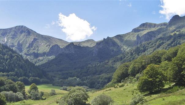 Super Besse - panorama de la Vallée de Chaudefour