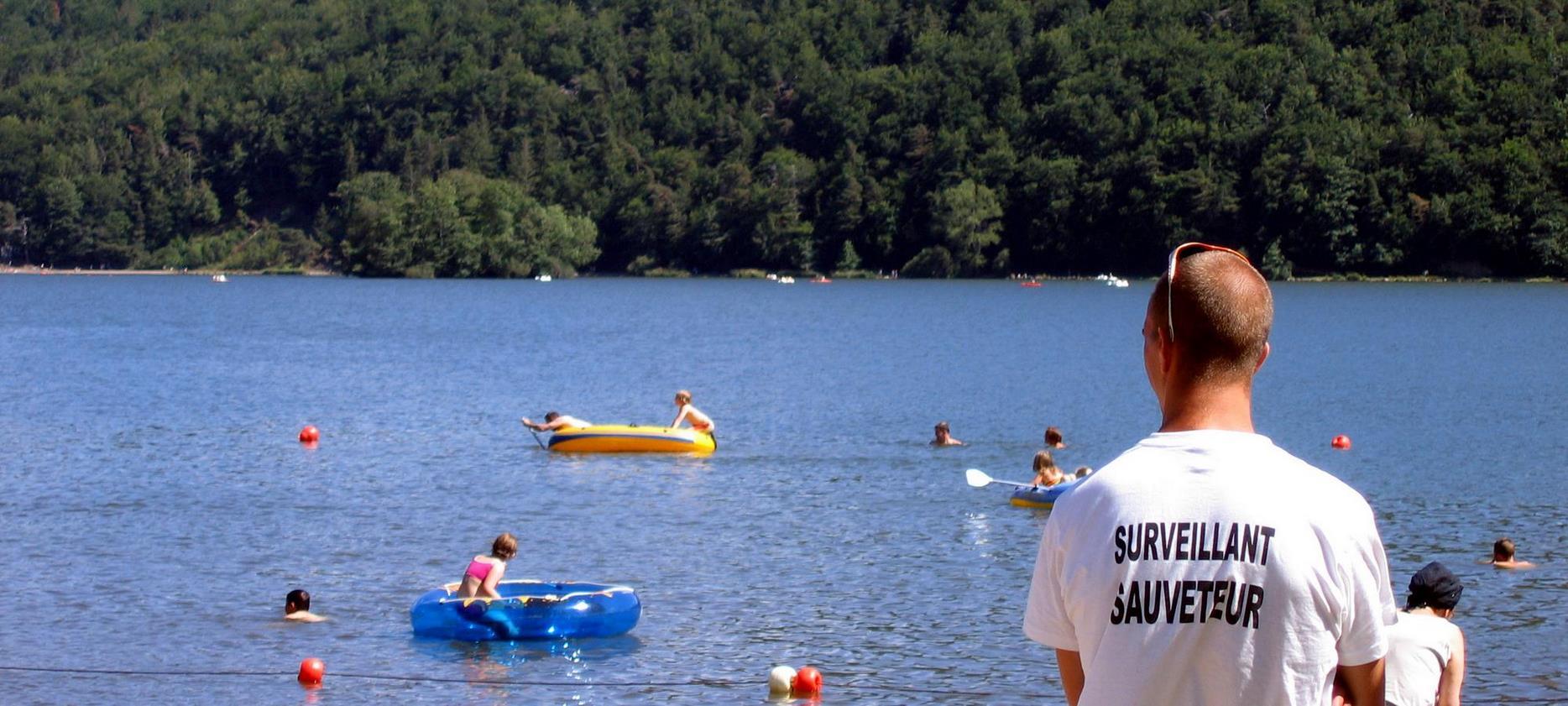 Le Lac Chambon, baignade au Lac Chambon