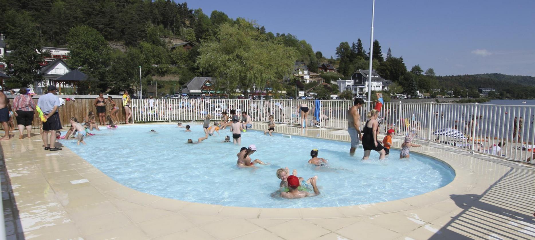 Le Lac Chambon, piscine du Lac Chambon