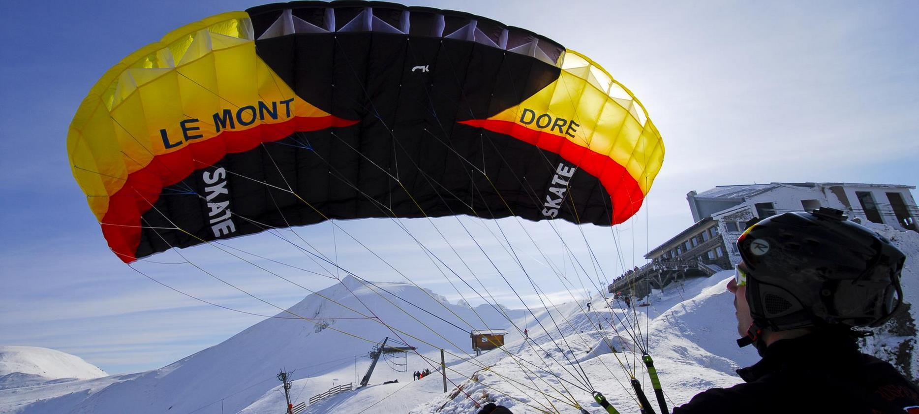 Super Besse - Depart en parapente du Mont Dore