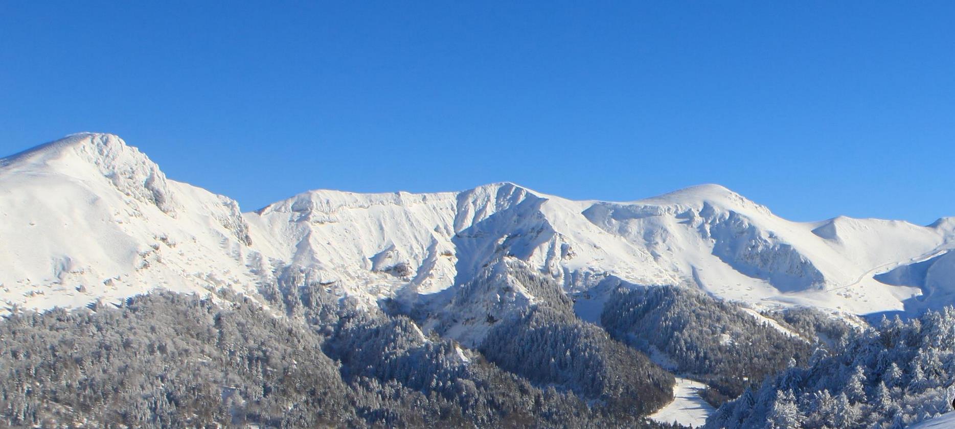 Super Besse - Vue magnifique lors d'une sortie en raquette dans le Sancy