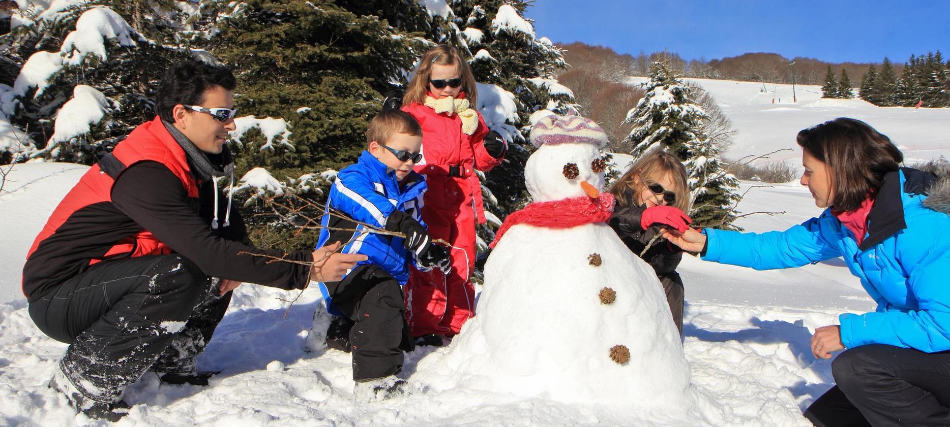 Super Besse - Bonhomme de neige au Mont Dore