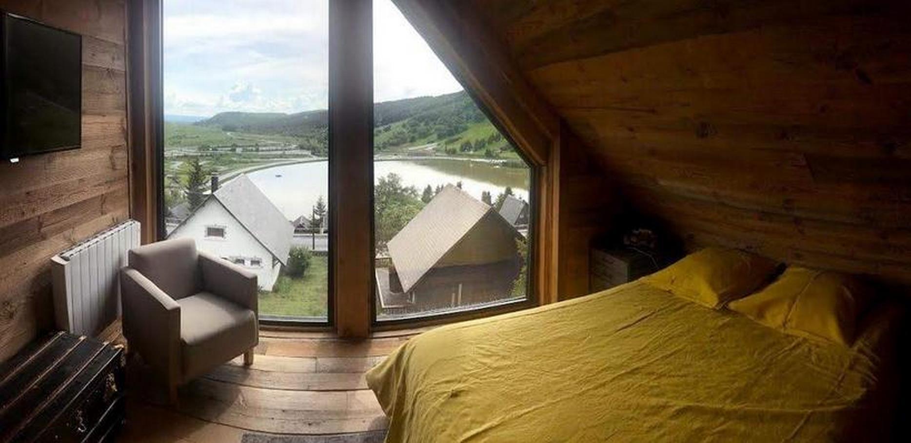 Chalet Super Besse, Magnifique Vue dans Chambre Double