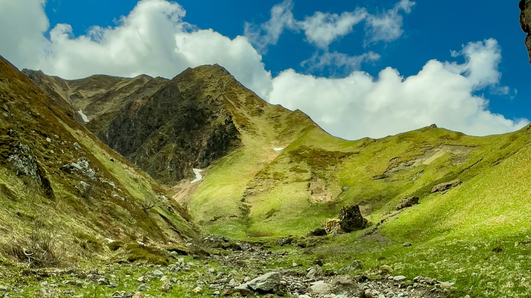 Reserve de Chastreix-Sancy, la Vallée du Val d'enfer dans le Massif du Sancy en Auvergne