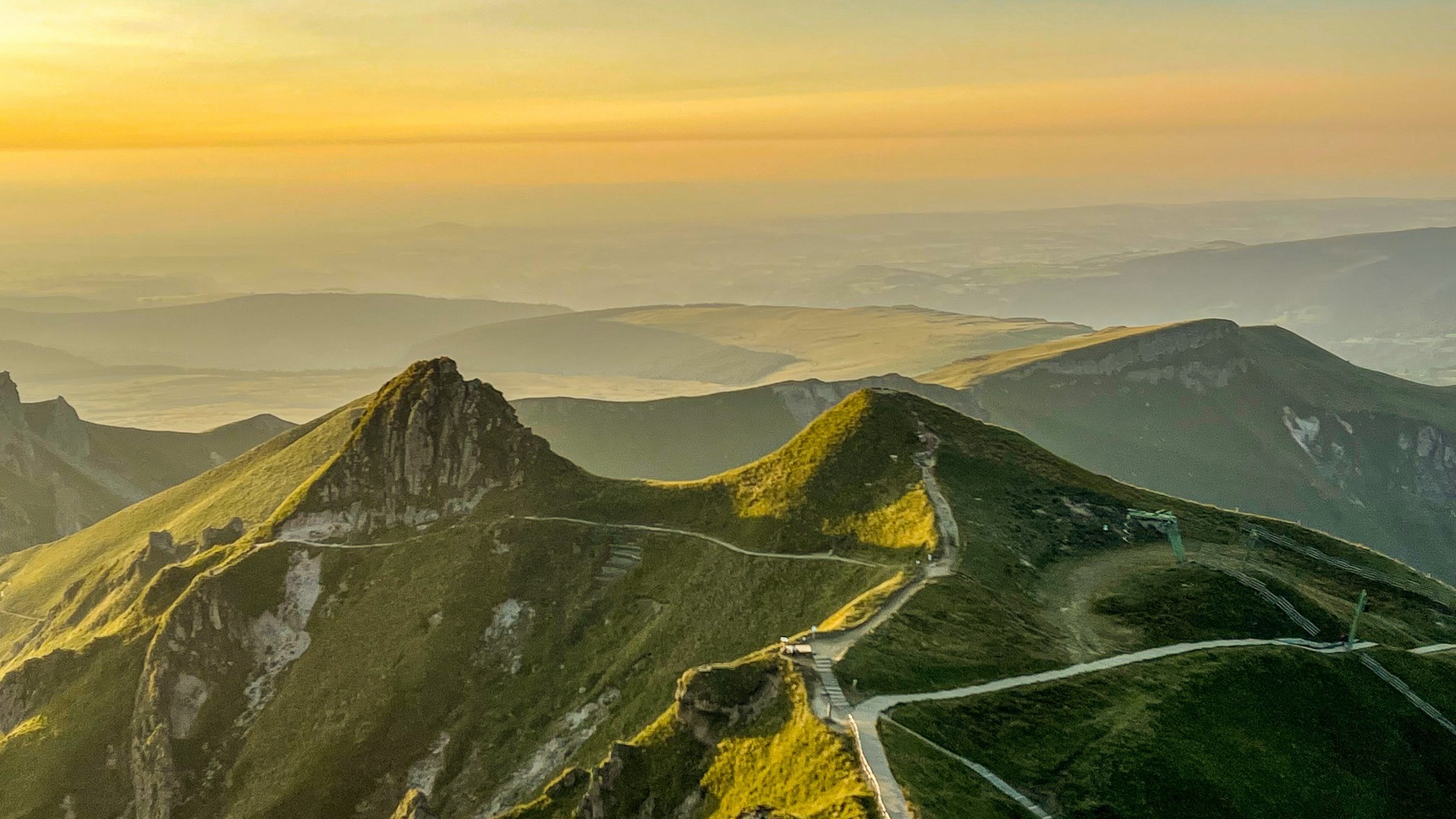 Sancy, coucher de soleil au sommet du Puy de Sancy