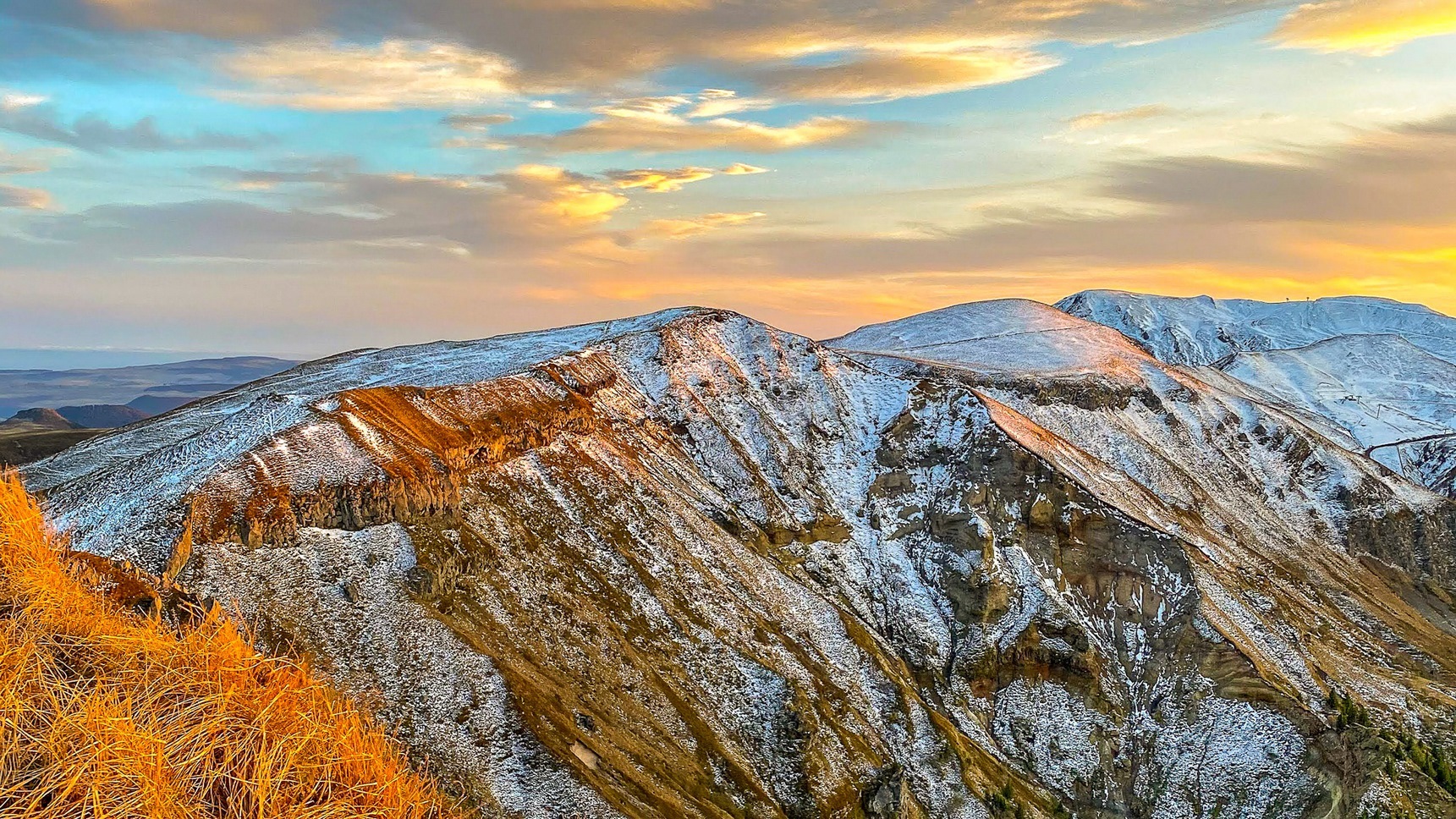 Dans le Sancy, le chemin des cretes du Sancy