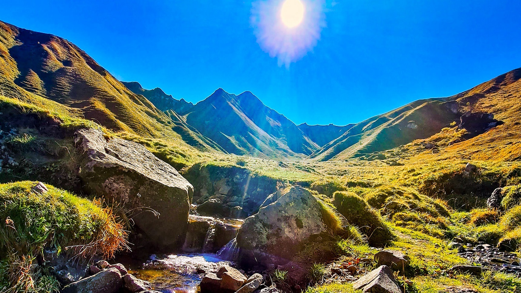 La Valleee du Val de Courre, au coeut du Massif du Sancy