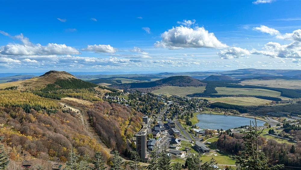 Tyrolienne Super Besse Fantasticable, Point de vue sur Super Besse en Auvergne