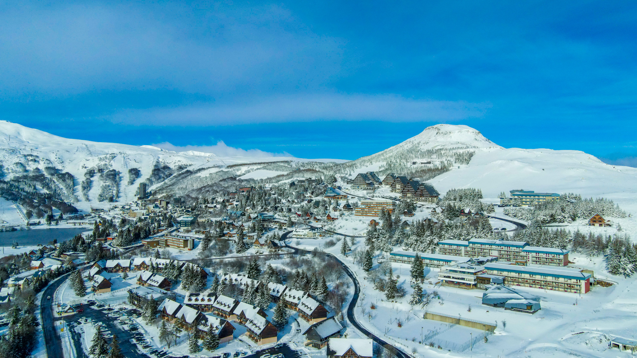 Puy du Chambourguet, panorama sur Super Besse