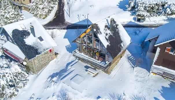 Chalet à Super Besse avec spa privatif extérieur