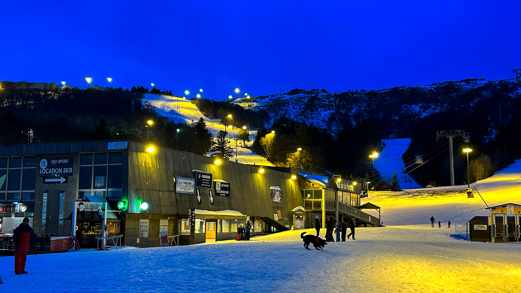 Super Besse, le ski nocturne sur la Station de Super Besse