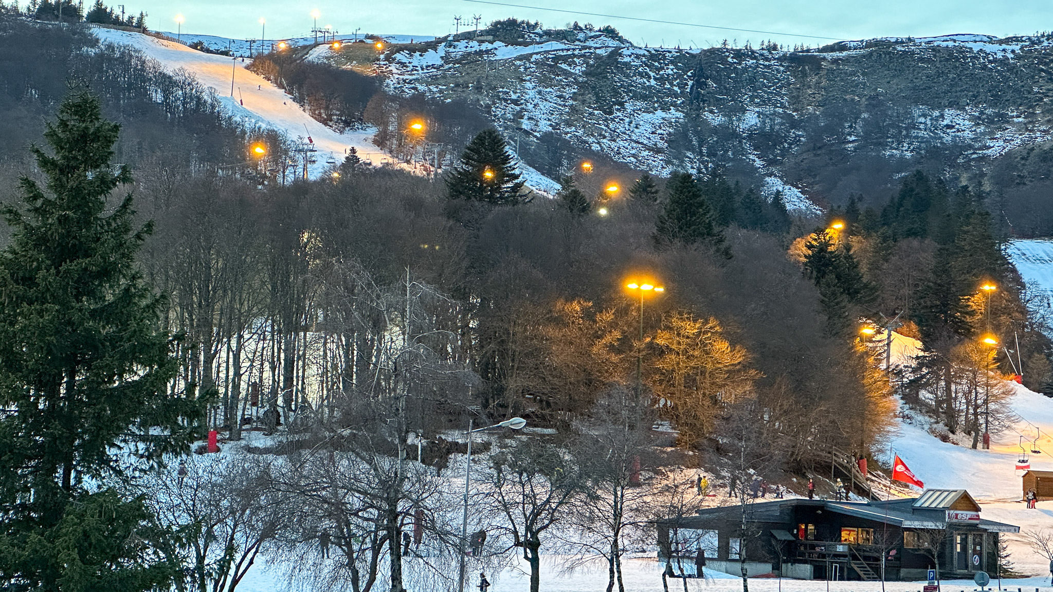 Super Besse, le Pavillon de l'ESF