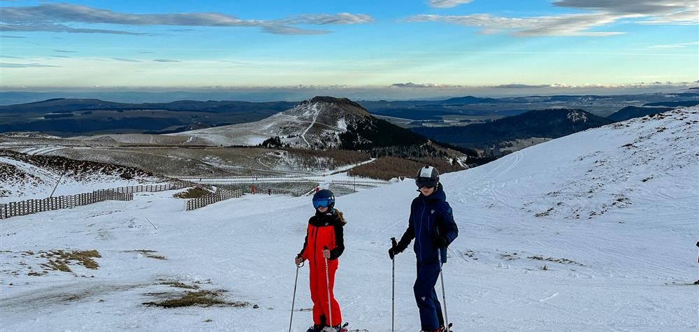 Super Besse, ski Alpin sur les pistes bleus de Super Besse