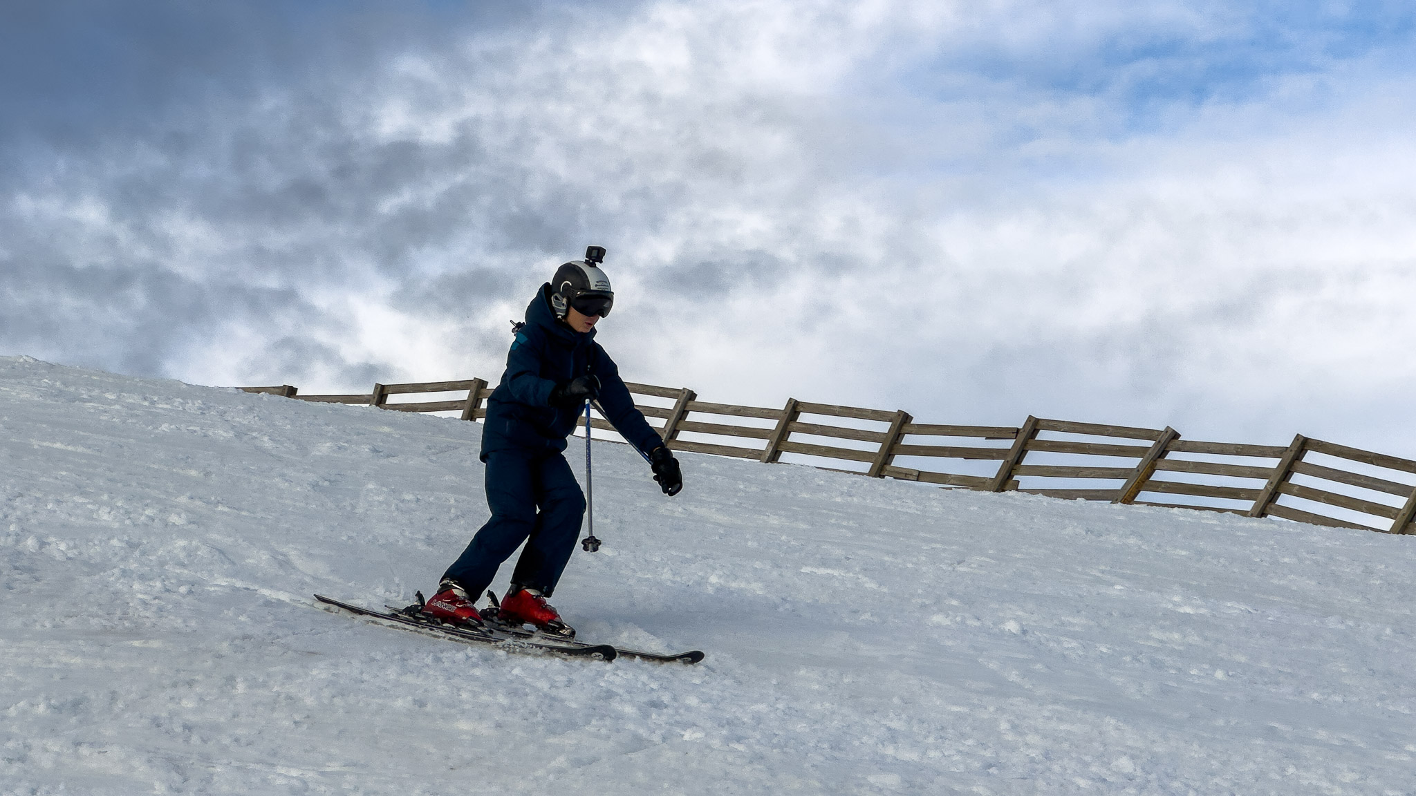 Super Besse, descente de la piste rouge pour rejoindre le téléphérique