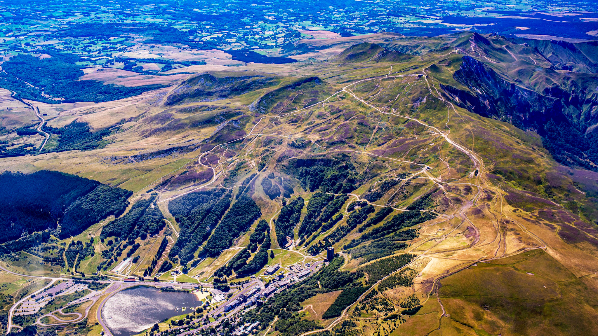 Monts Dore, de Super Besse au Puy de Sancy, Puy de la Perdrix et le Puy Ferrand