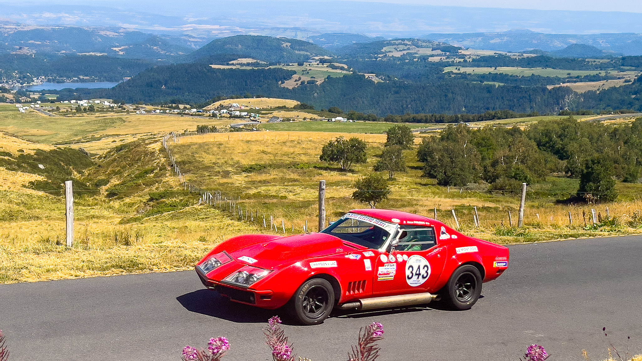 Course de Côte du Mont Dore, Corvette dans la montée