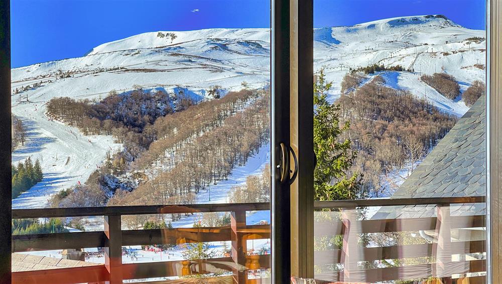 Chalet Cascade Super Besse, belle vue sur les pistes de ski
