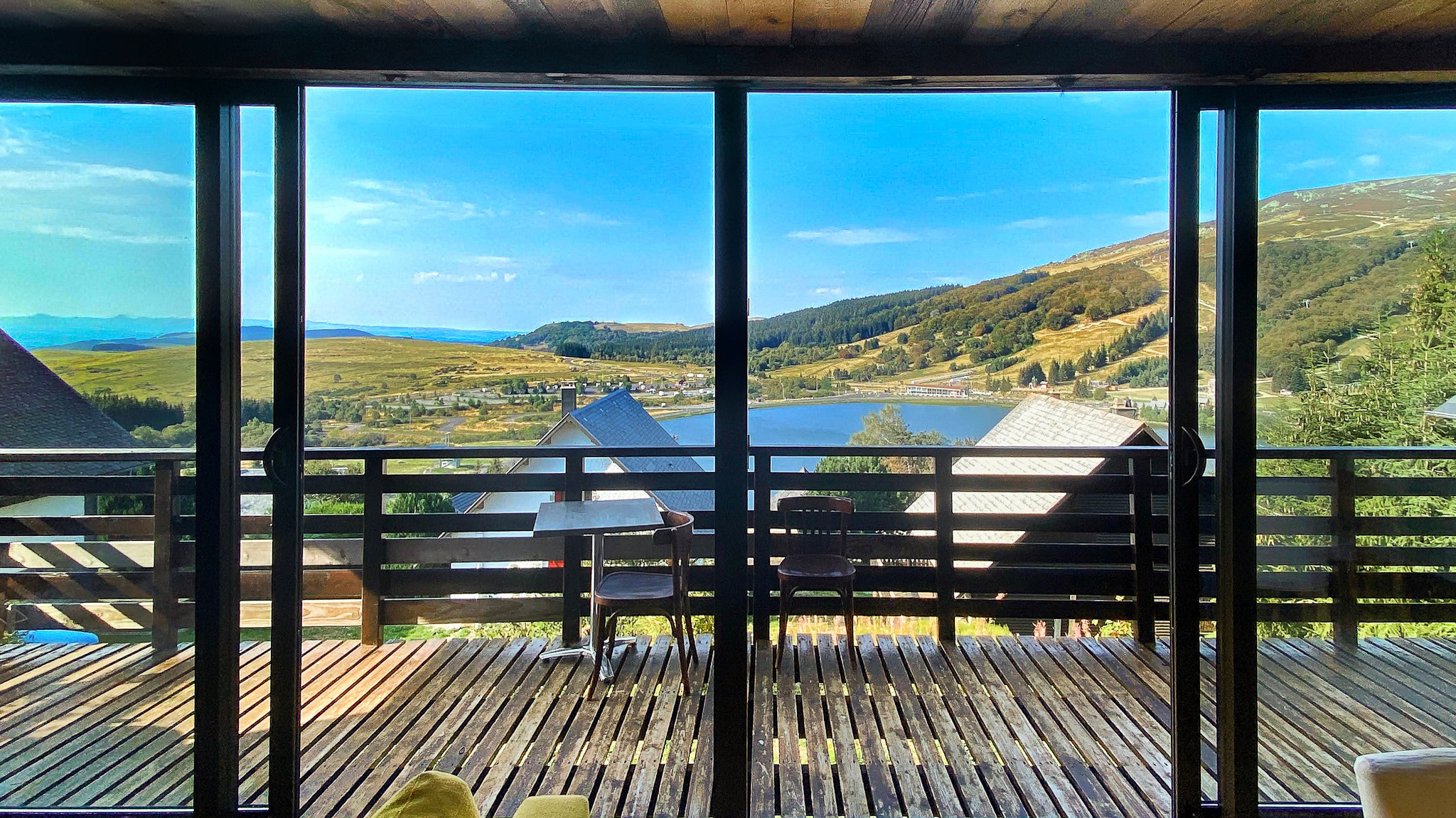 Chalet Cascade, magnifique vue sur le Lac des Hermines