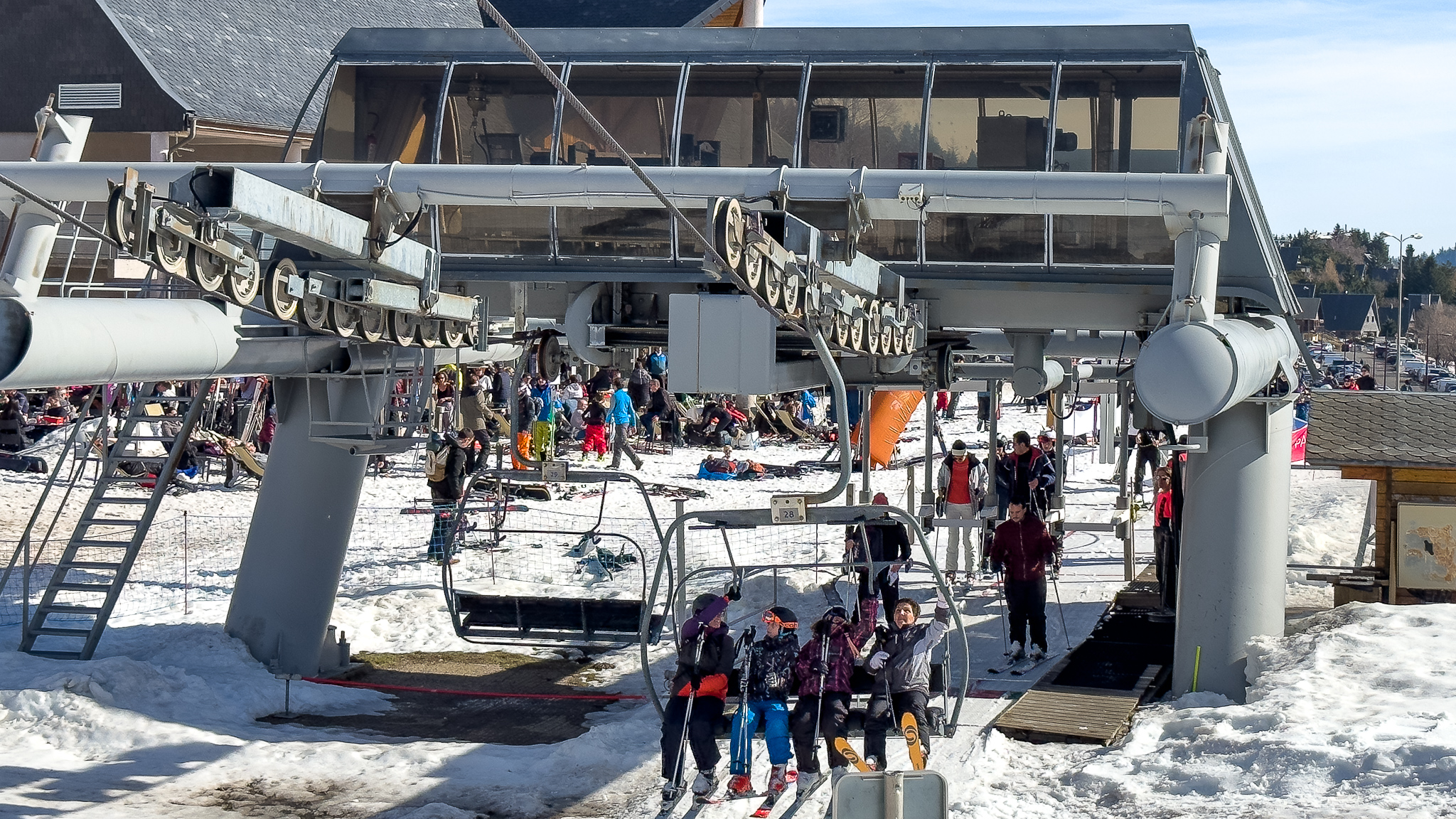 Sur les remontées de la station de ski de Super Besse