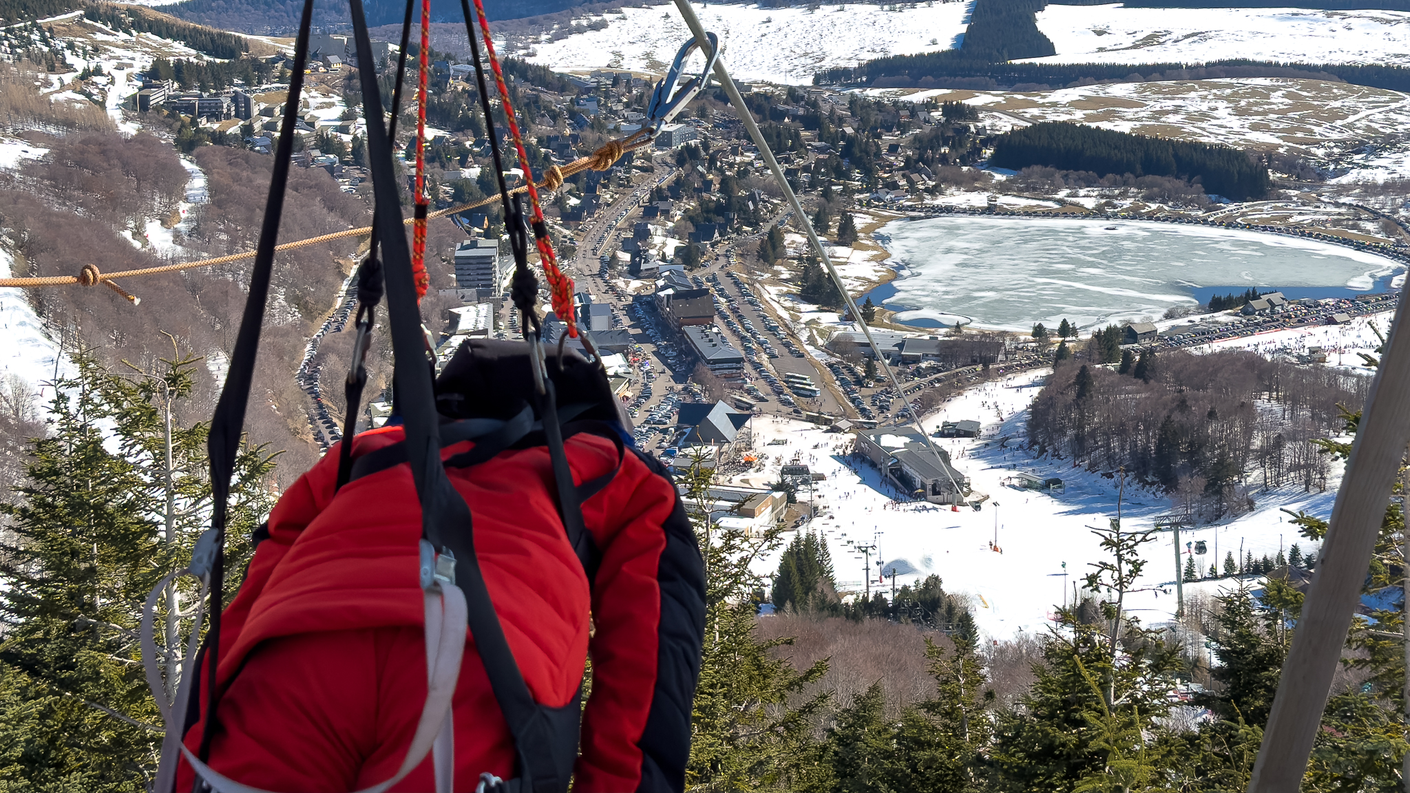Tyrolienne Super Besse, magnifique vue sur Super Besse