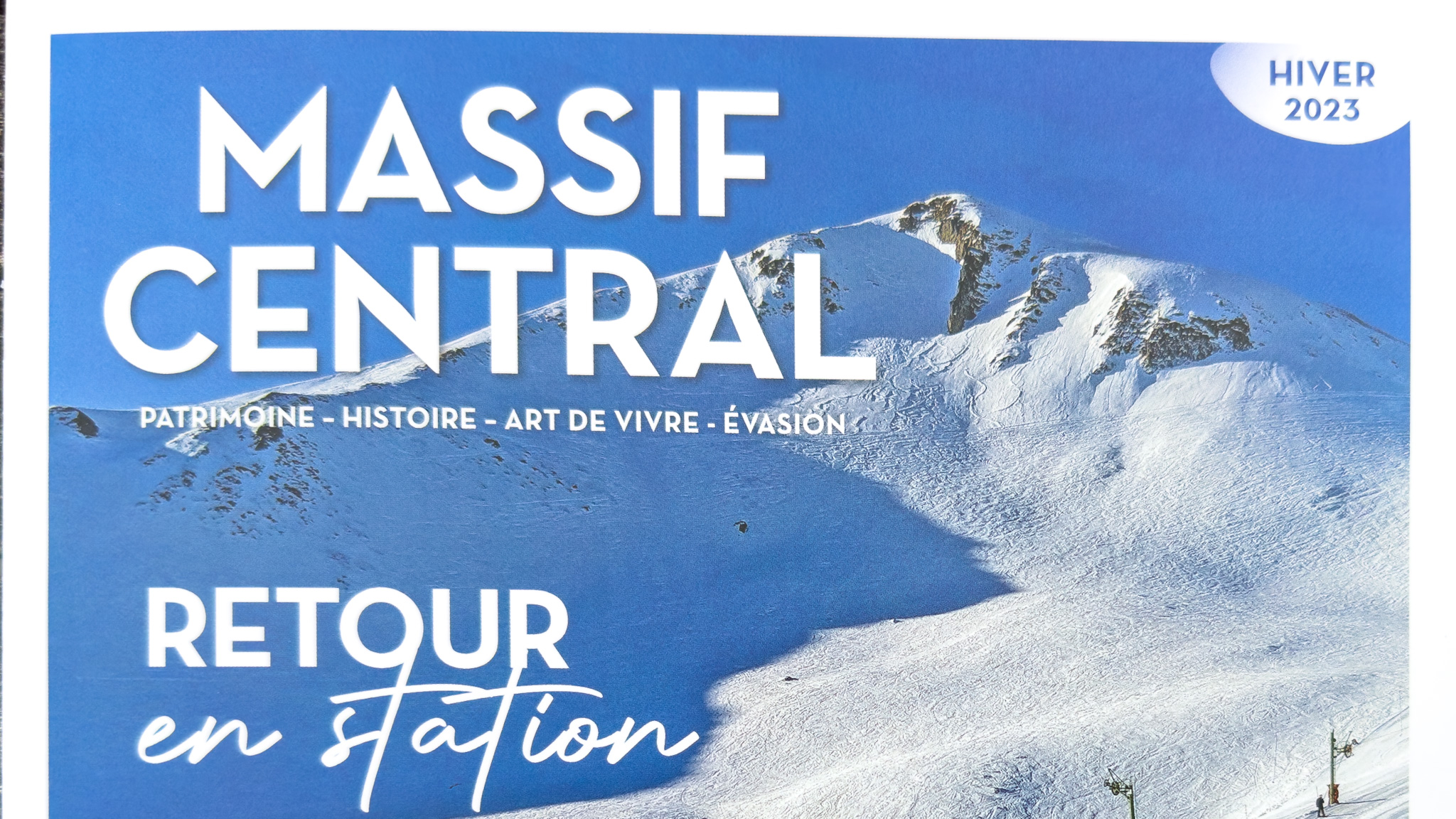 Revue Massif Central, article sur le Chalet Cascade, numéro hiver 2023