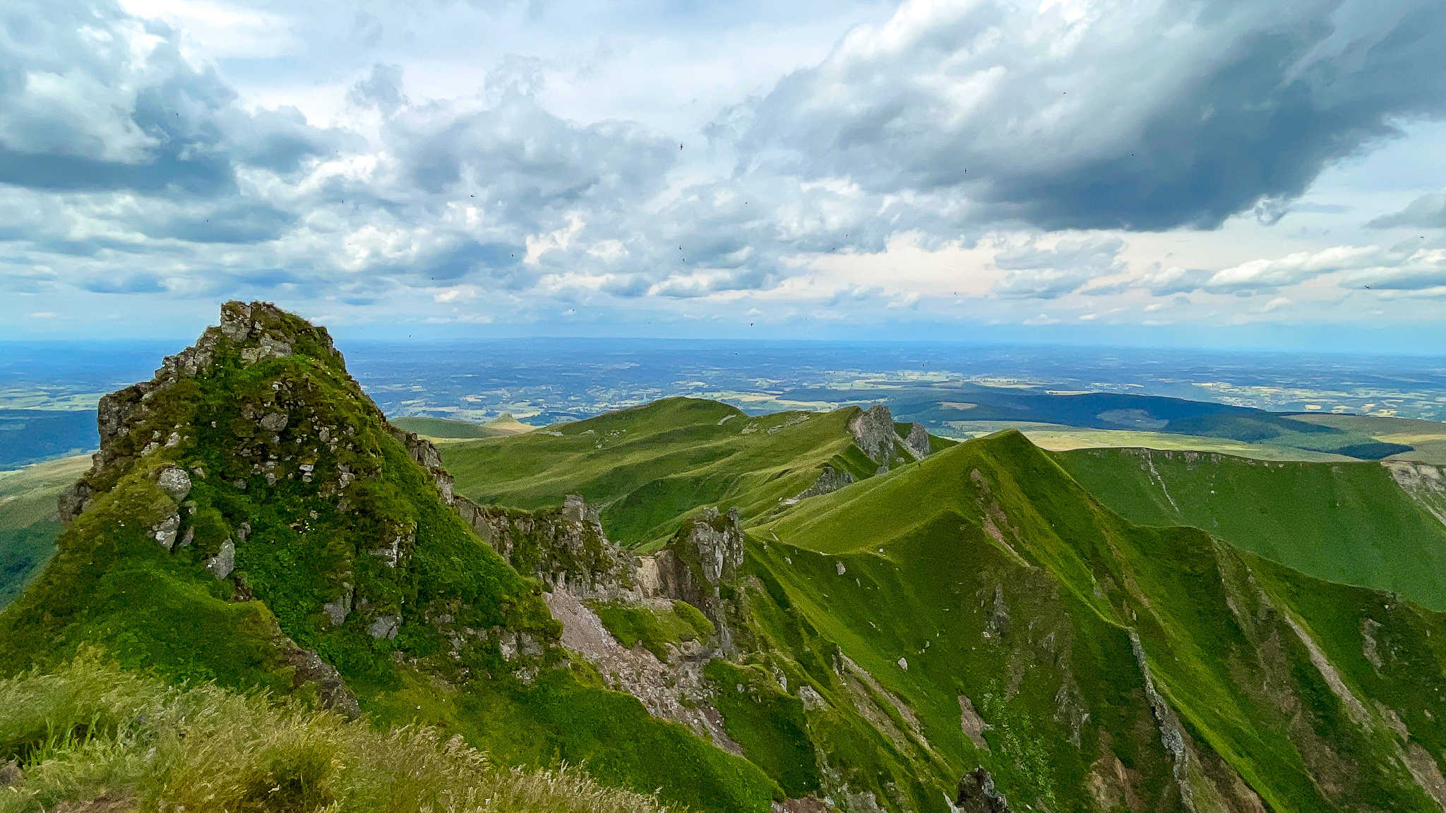 Les crêtes sur le chemin des crêtes du Sancy