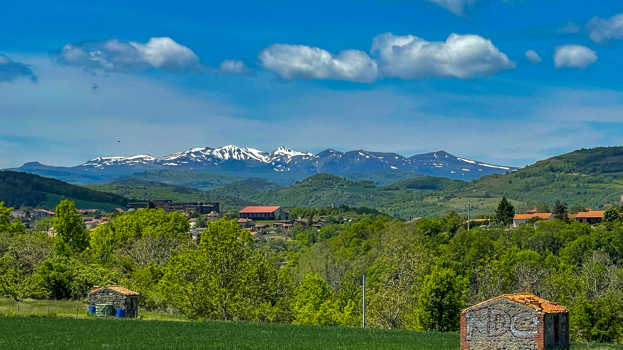 Champeix, panorama sur Super Besse et le Massif du Sancy
