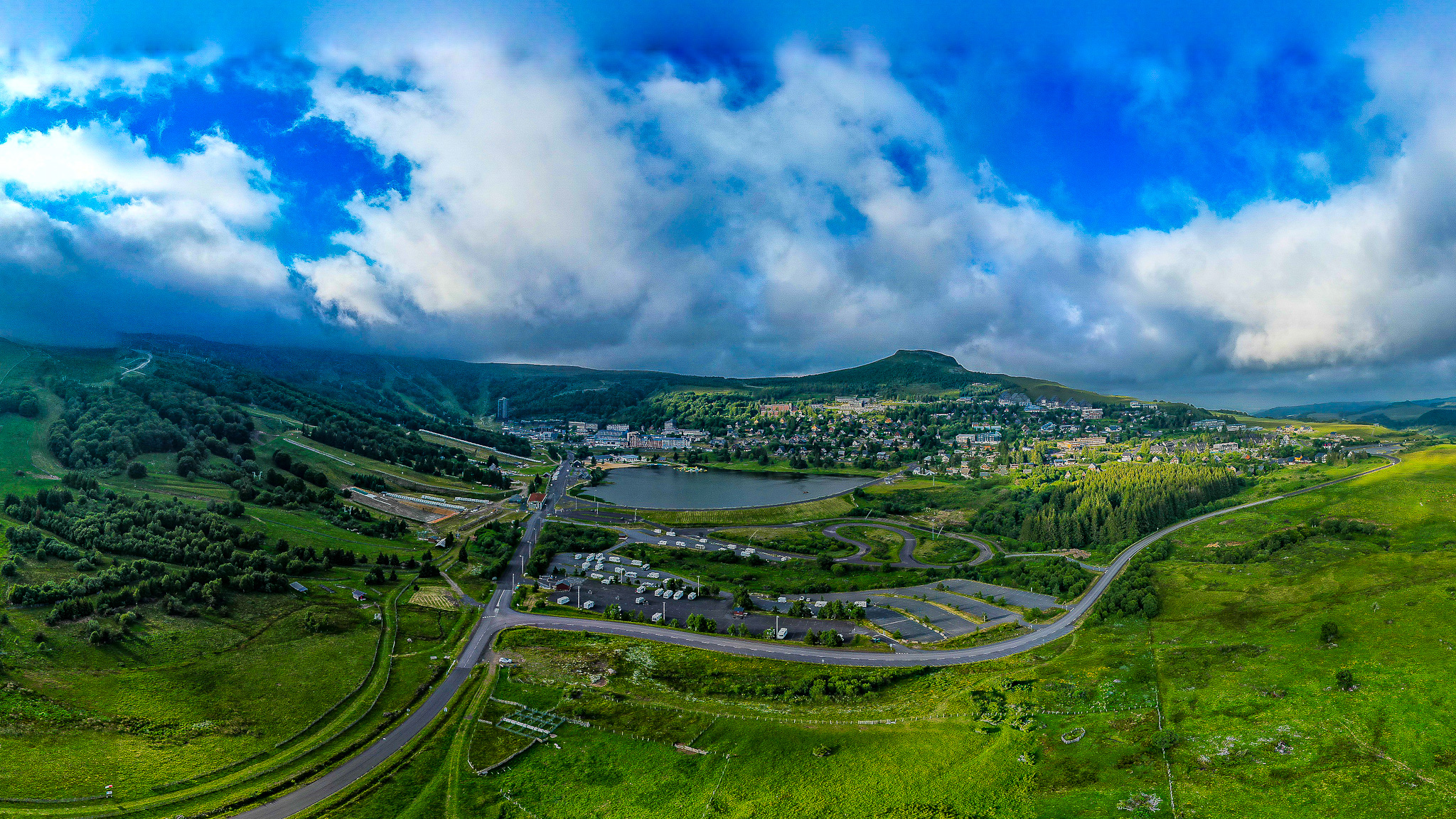 Super Besse, panoramique de la station de Super Besse