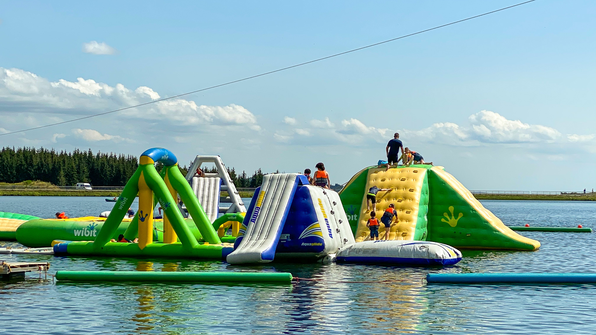 Jeux Aquatiques sur le Lac des Hermines