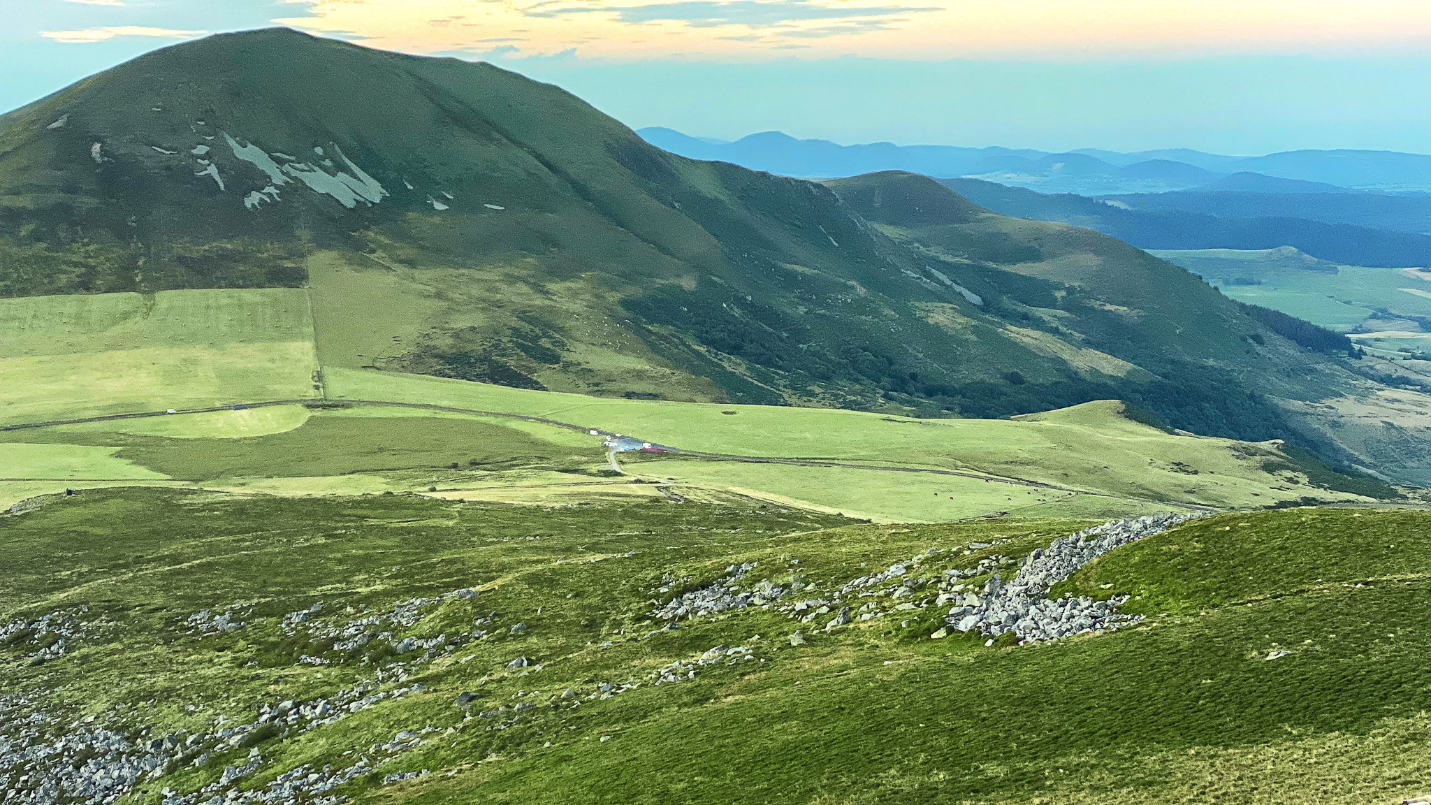 Col de la Croix Saint Robert, le Massif Adventif