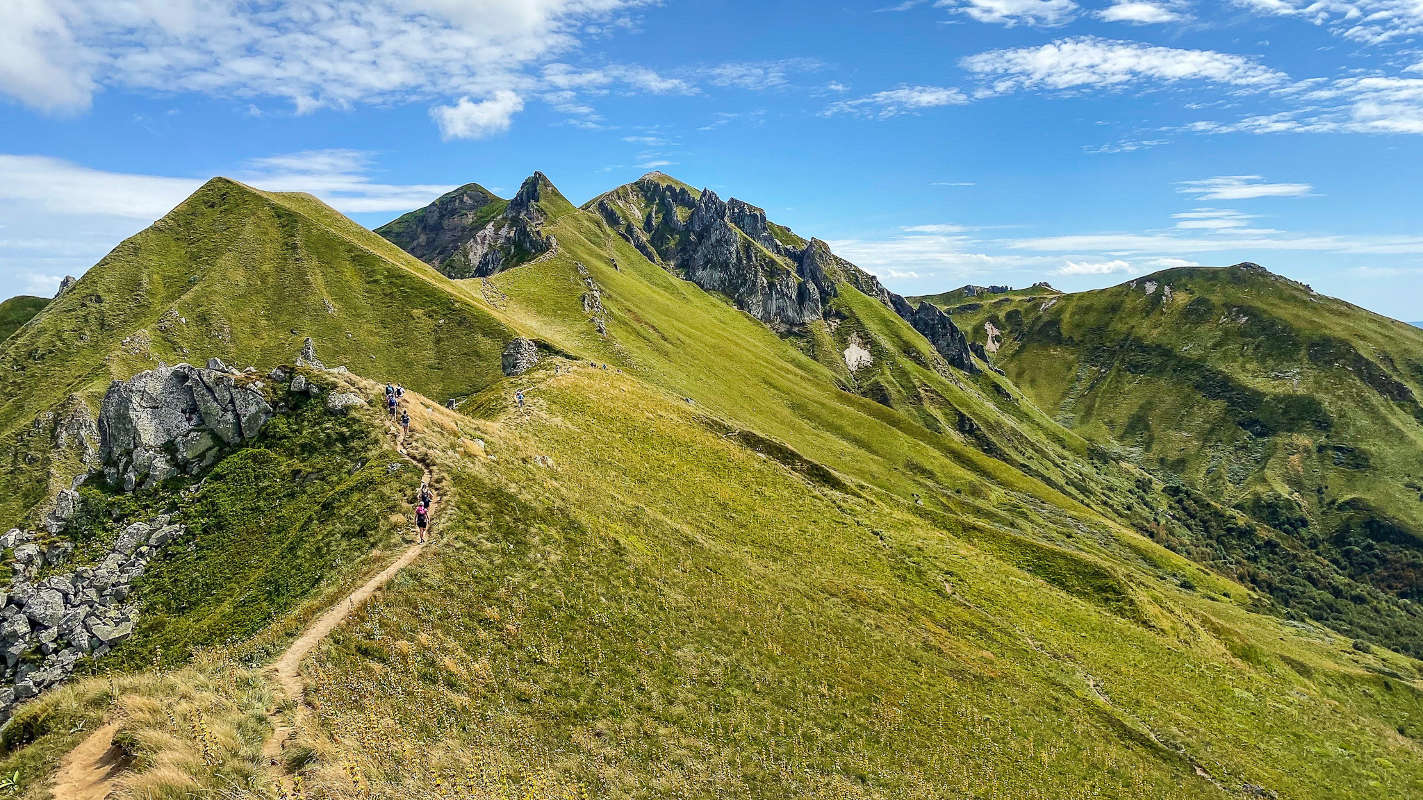 Le chemin des crêtes en direction du Puy de Sancy