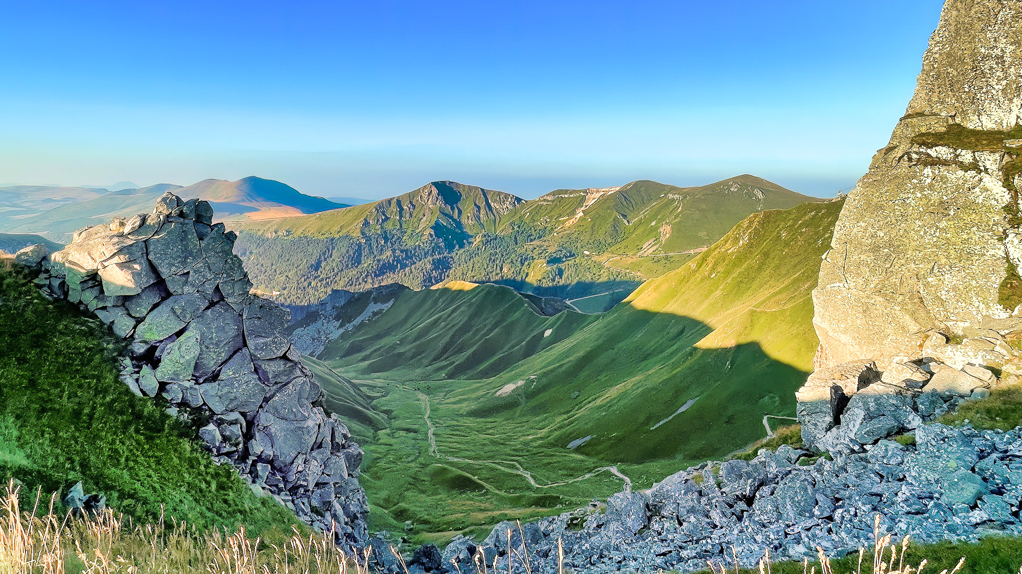 La Vallée Glacière du Val de Courre au Mont Dore