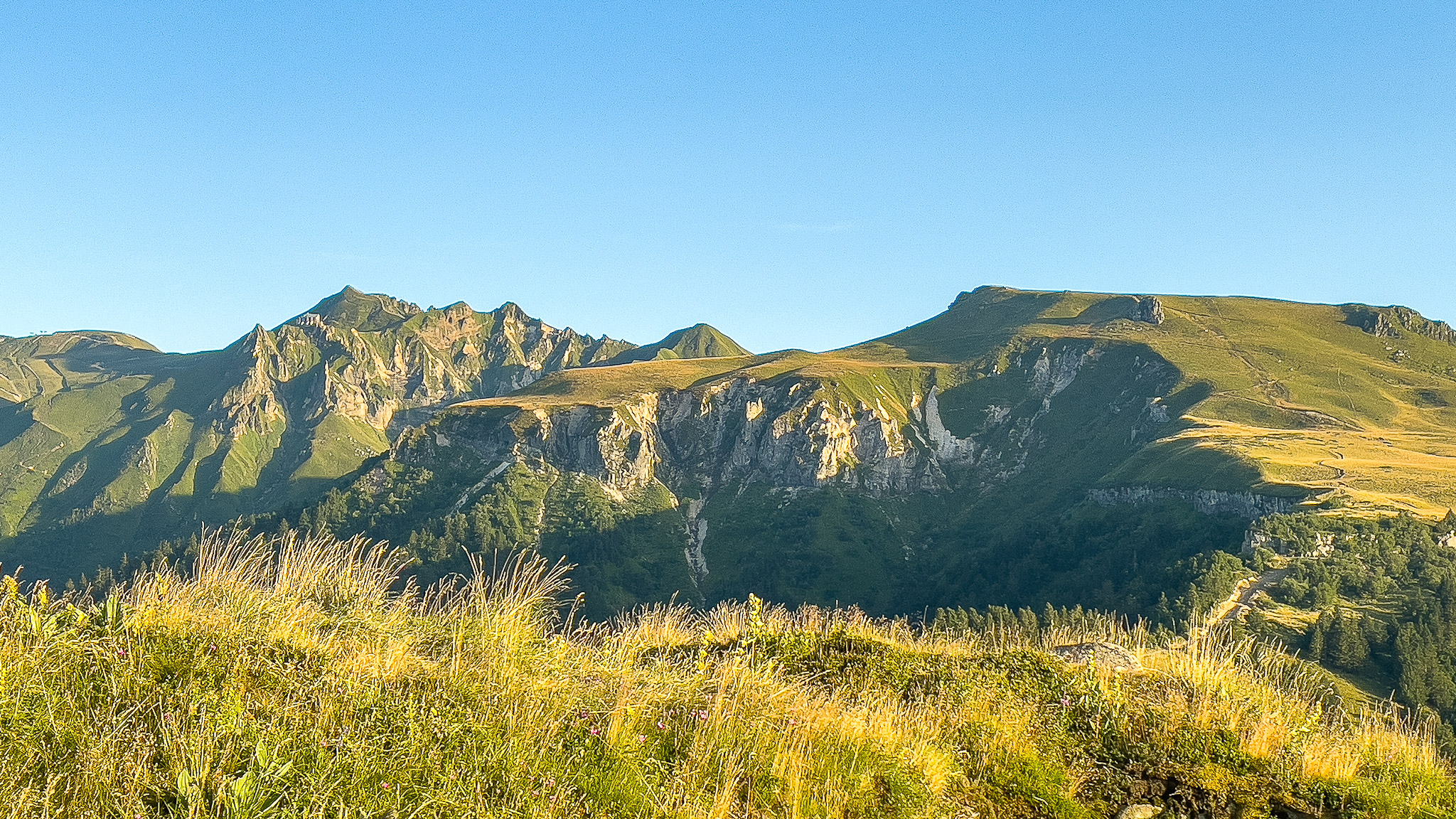 Massif Central, Le Chemin des Crêtes du Sancy, du Capucin au Sommet du Puy de Sancy
