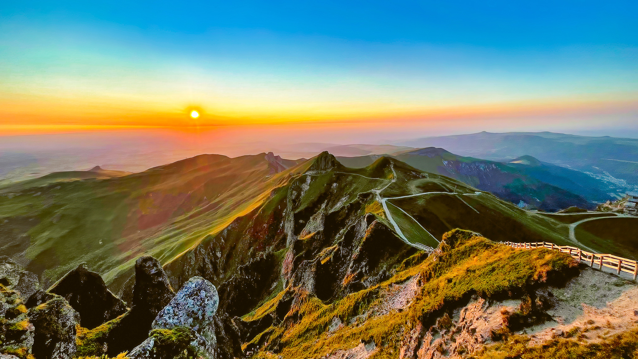 Les Crêtes du Sancy, coucher de soleil sur les Crêtes du Sancy