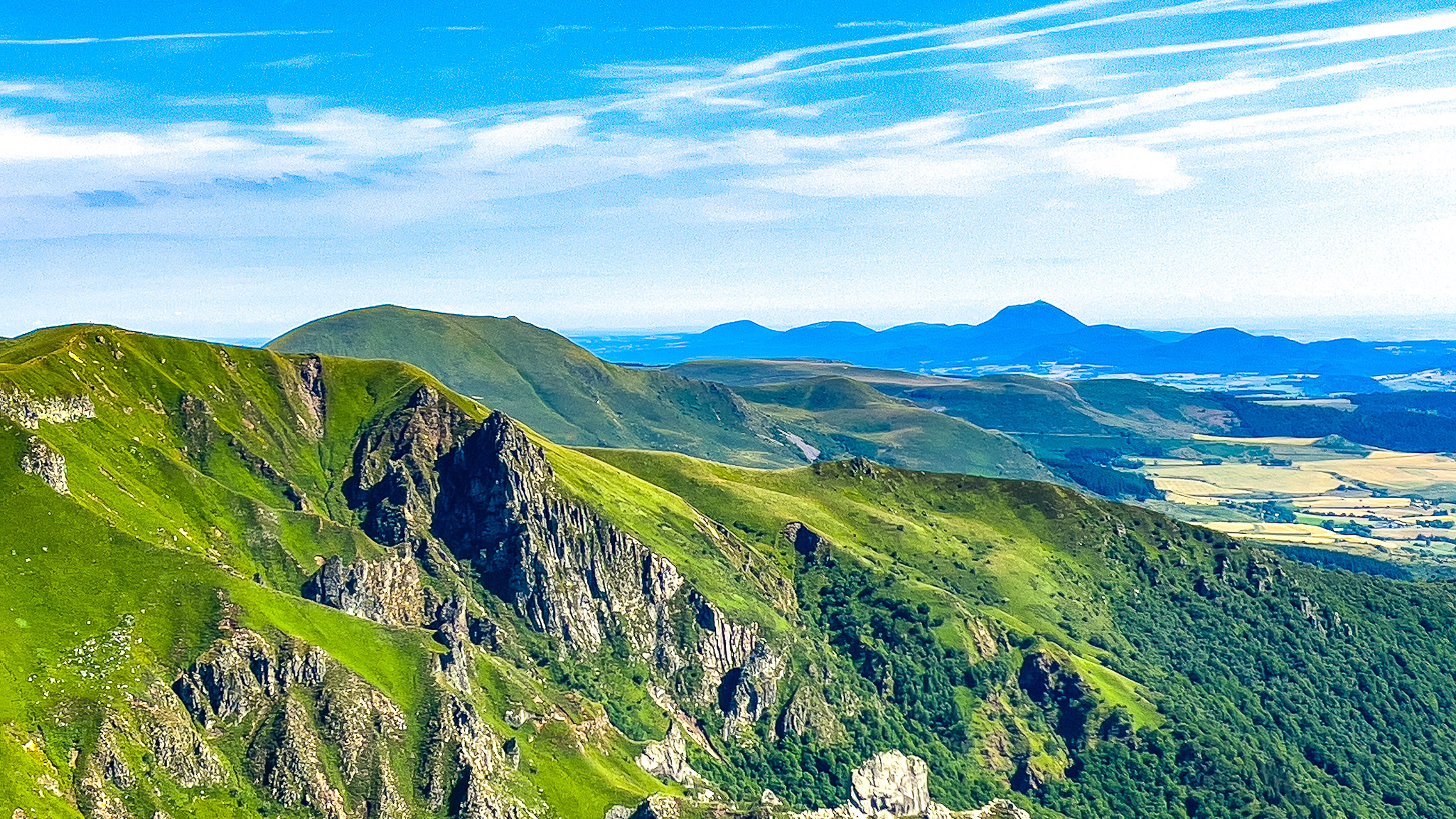 La Vallée de Chaudefour et une magnifique vue sur la Chaîne des Puys